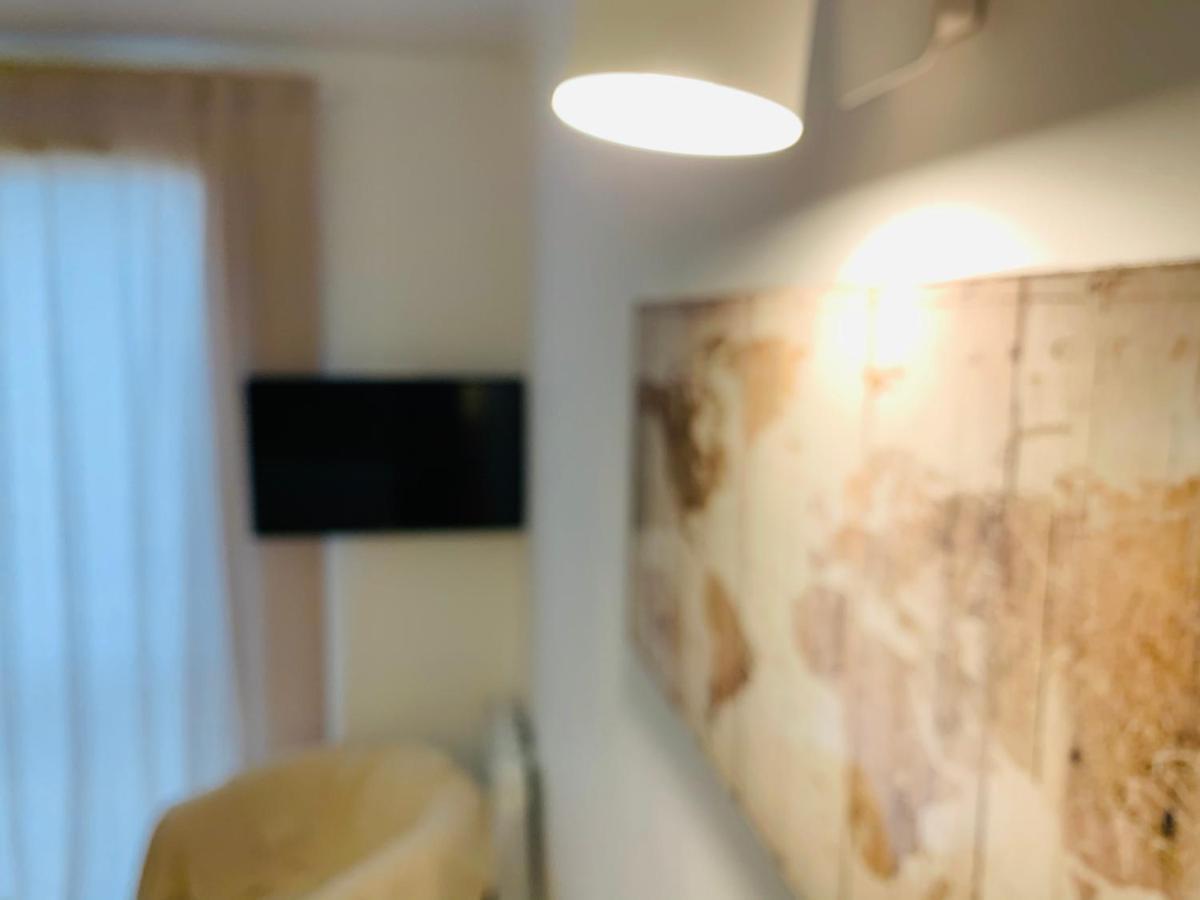 Апартаменты Tulipe Studio Маноск Экстерьер фото